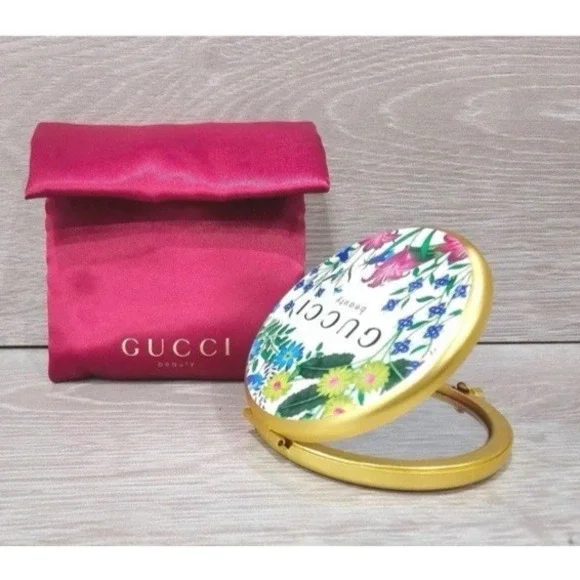 Gucci Beauty Floral Gold Compact Mirror with Snap Pouch NEW - Picture 5 of 11